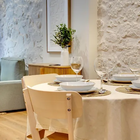 شقة Jardins Da Aurora - Cozy With Private Garden And Parking *