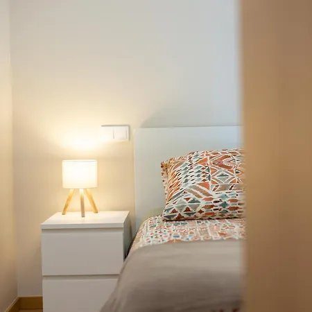 شقة Jardins Da Aurora - Cozy With Private Garden And Parking براغا