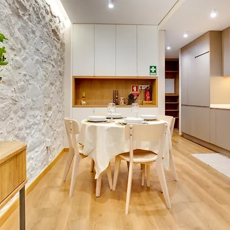 Jardins Da Aurora - Cozy With Private Garden And Parking アパート *