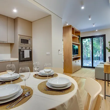 Jardins Da Aurora - Cozy With Private Garden And Parking شقة